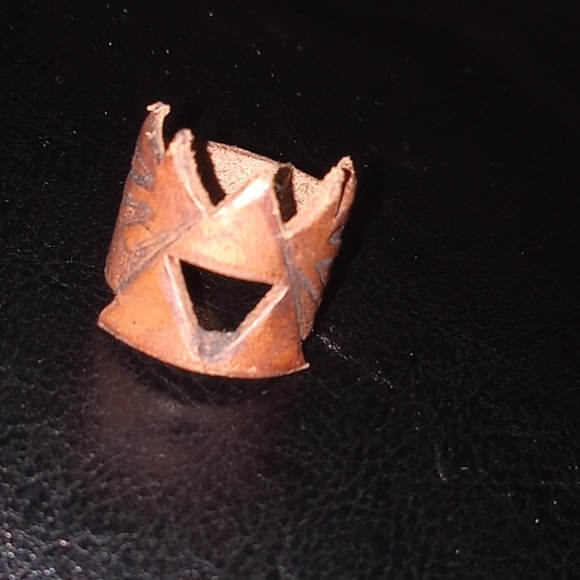 Custom made Leather Zelda Triforce Ring - Picture 2 of 4